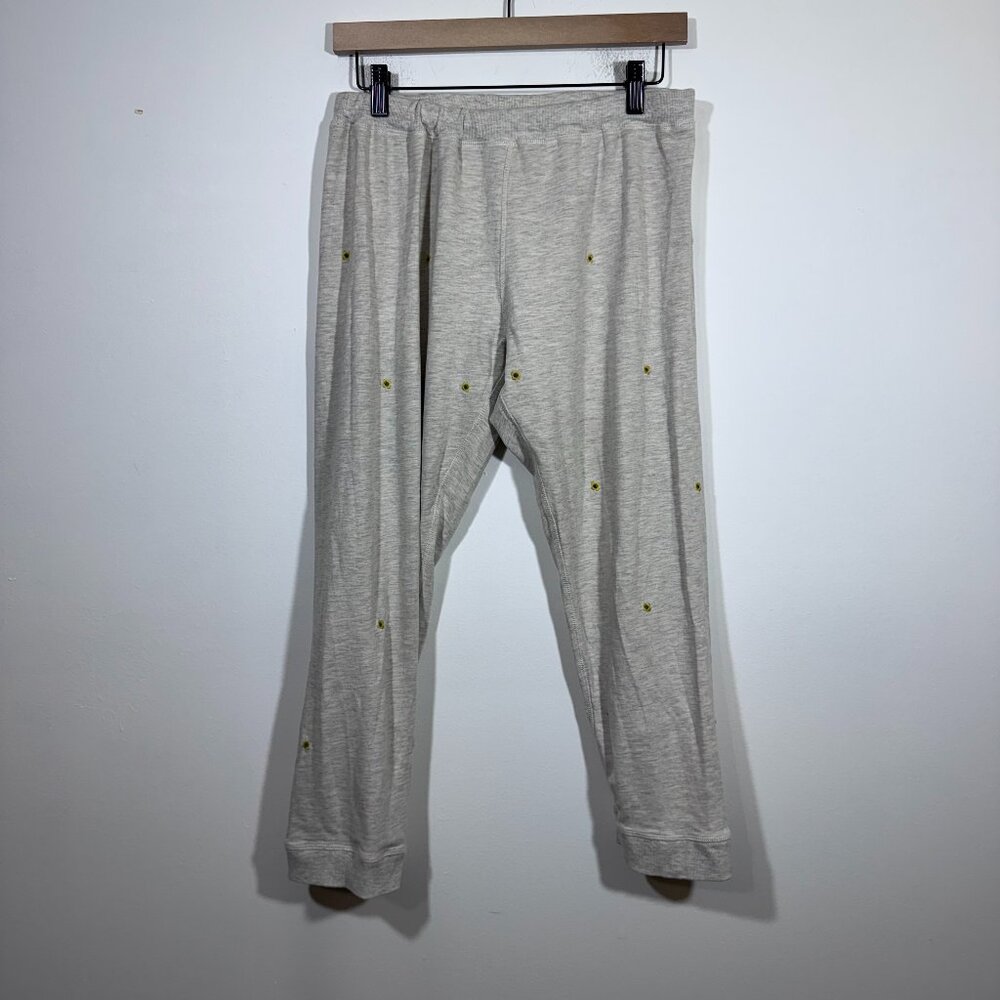 Sundays Two Women's Embroidered Sunflower Sweatpants Loungewear - Picture 2 of 7